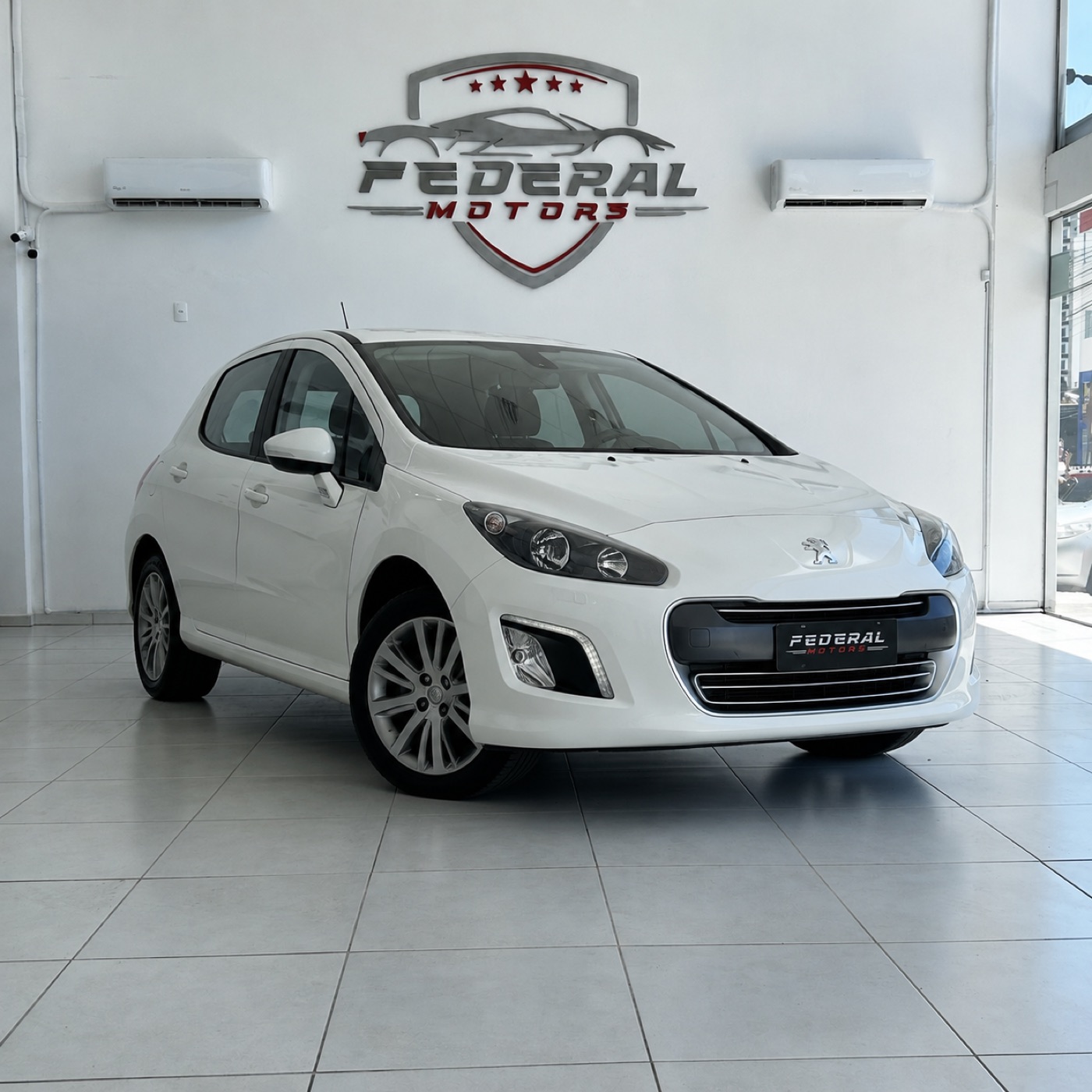 Peugeot 308 no salão da FEDERAL MOTORS