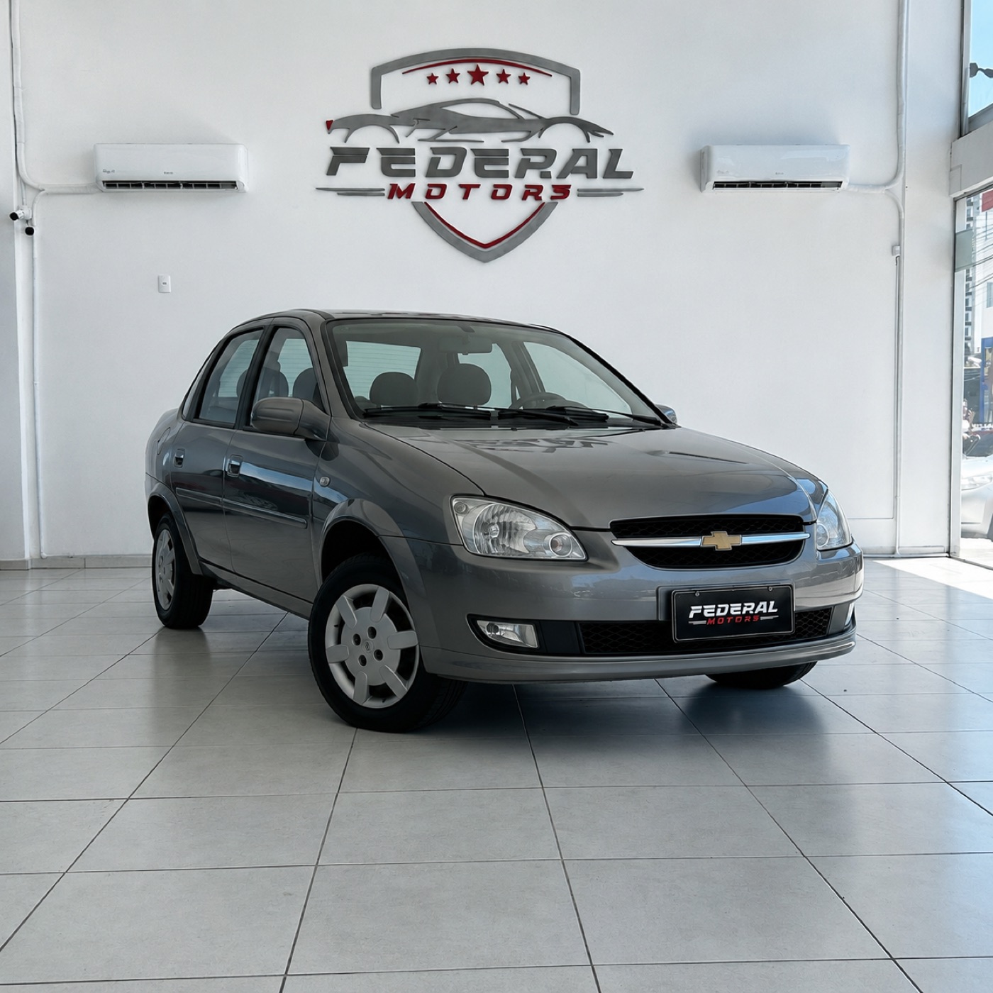 Chevrolet Classic no salão da FEDERAL MOTORS