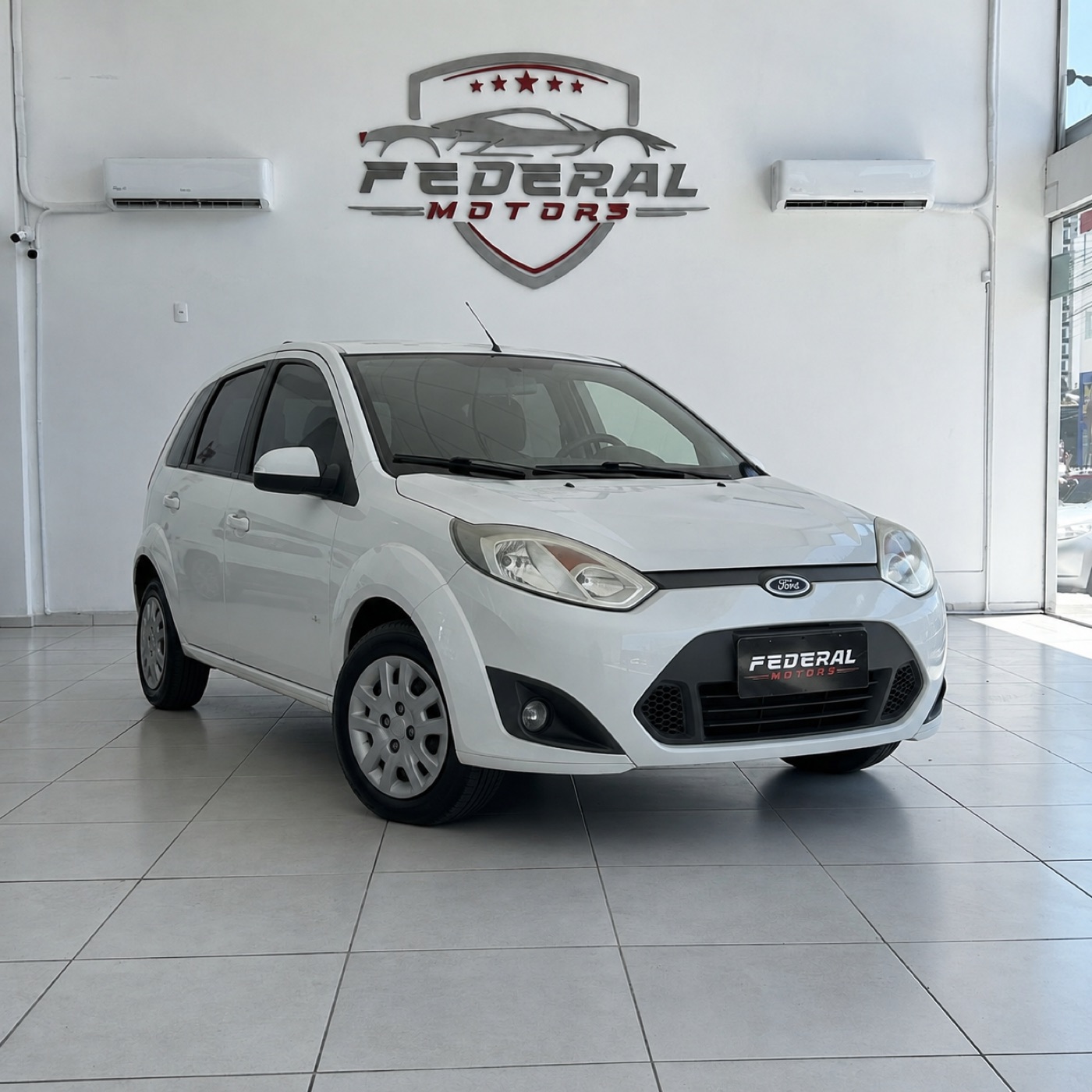 Ford Fiesta no salão da FEDERAL MOTORS