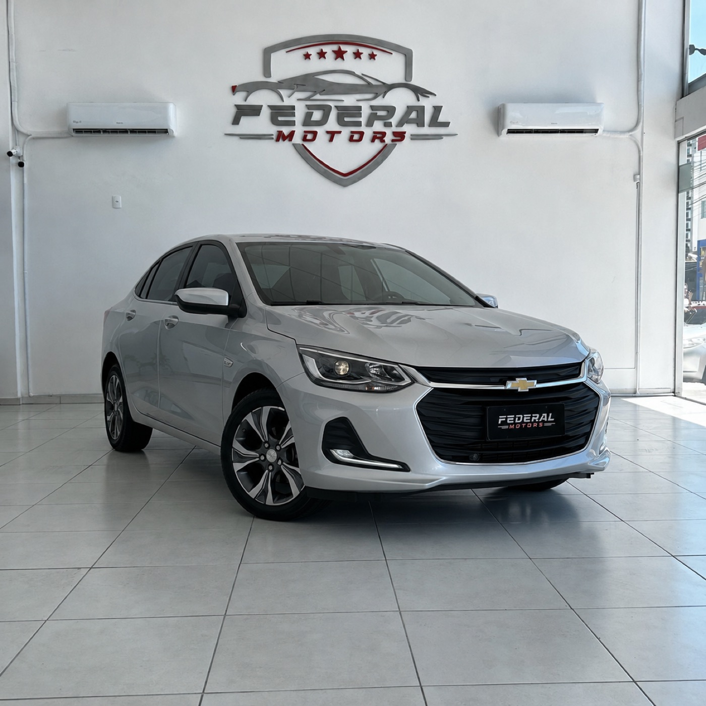 Chevrolet Onix Plus no salão da FEDERAL MOTORS