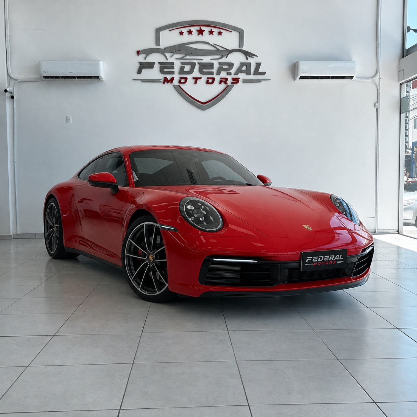 Porsche 911 Carrera no salão da FEDERAL MOTORS