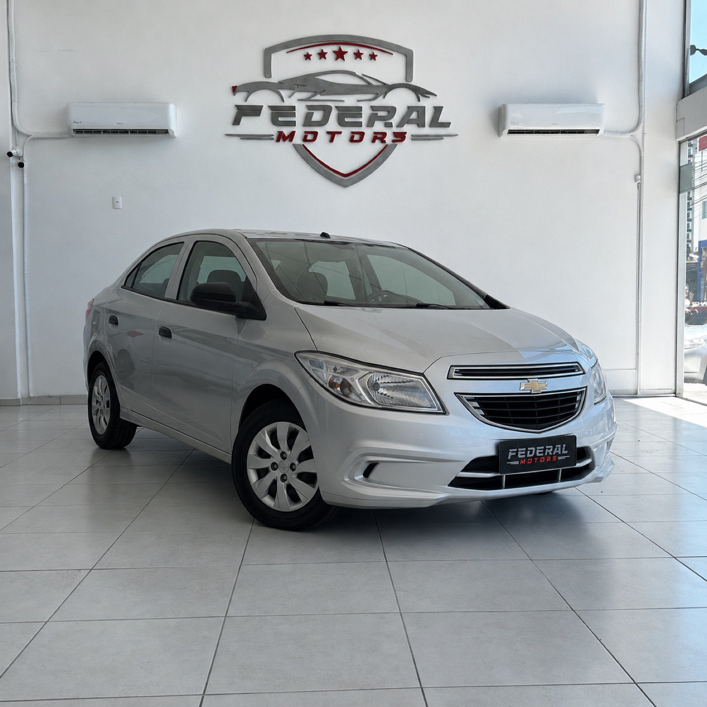 Chevrolet Prisma no salão da FEDERAL MOTORS