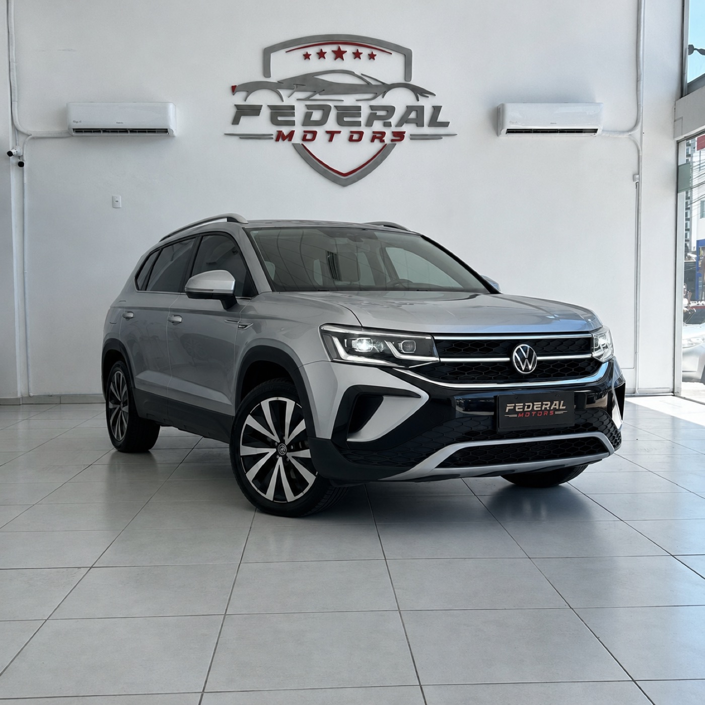 Volkswagen Taos no salão da FEDERAL MOTORS